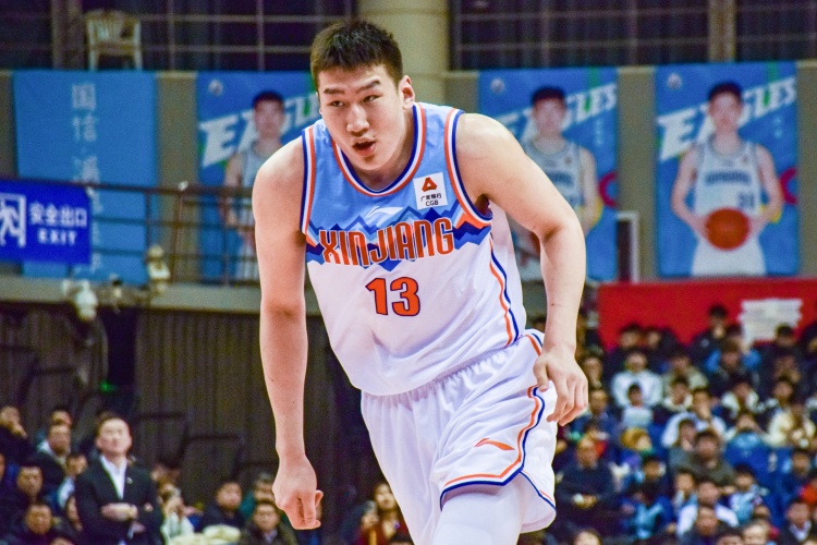 高效輸出！李炎哲半場7中5拿到12分2板1助1斷2帽