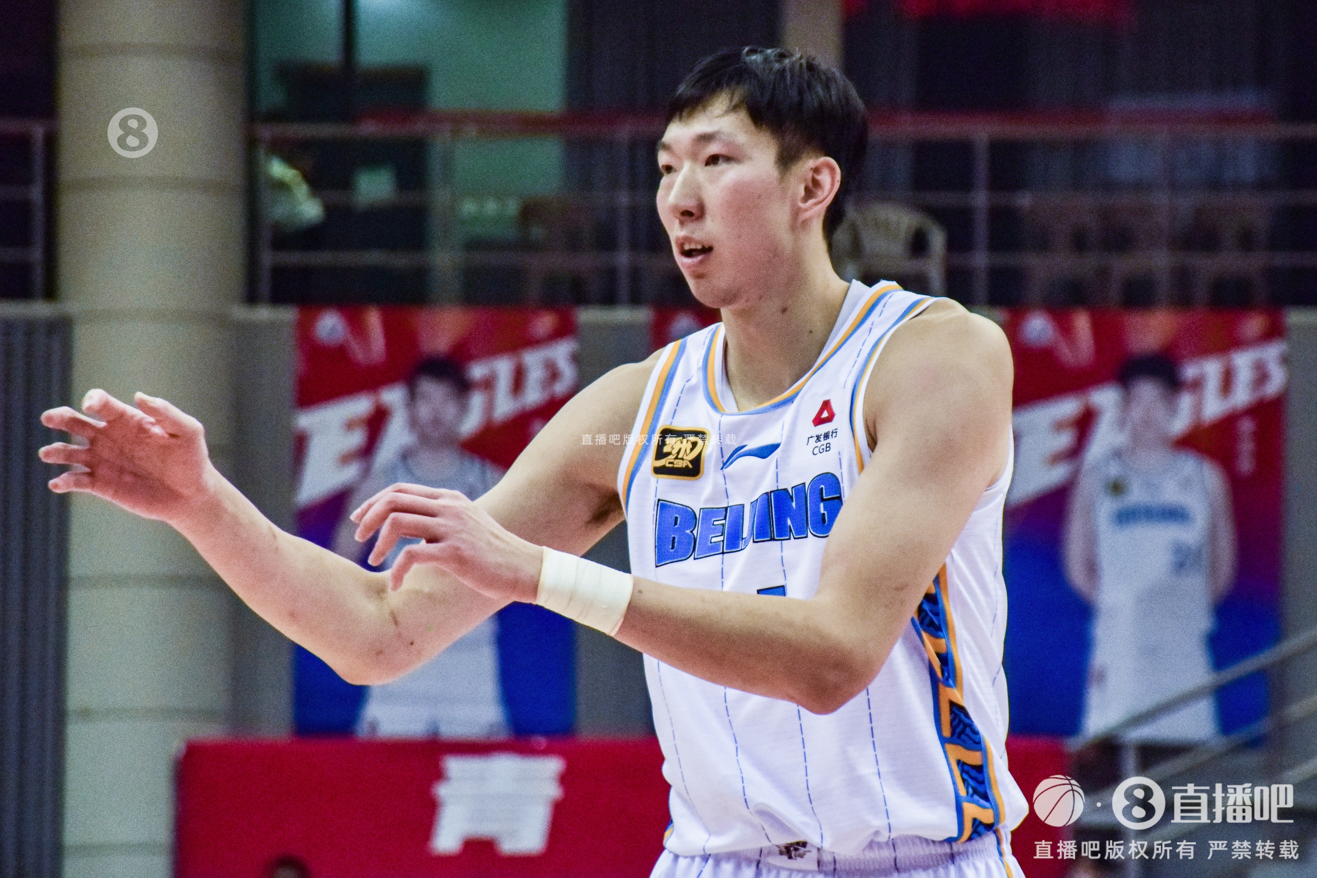 高效且全面！周琦全場11投7中 拿下17分14籃板1搶斷2蓋帽